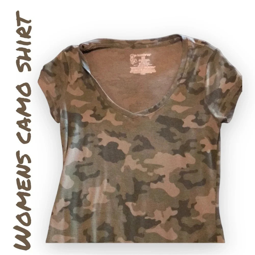 Camo v-neck. Slightly sheer.​